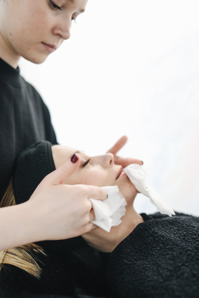 植睫毛後護理全攻略 | 香港專業師建議